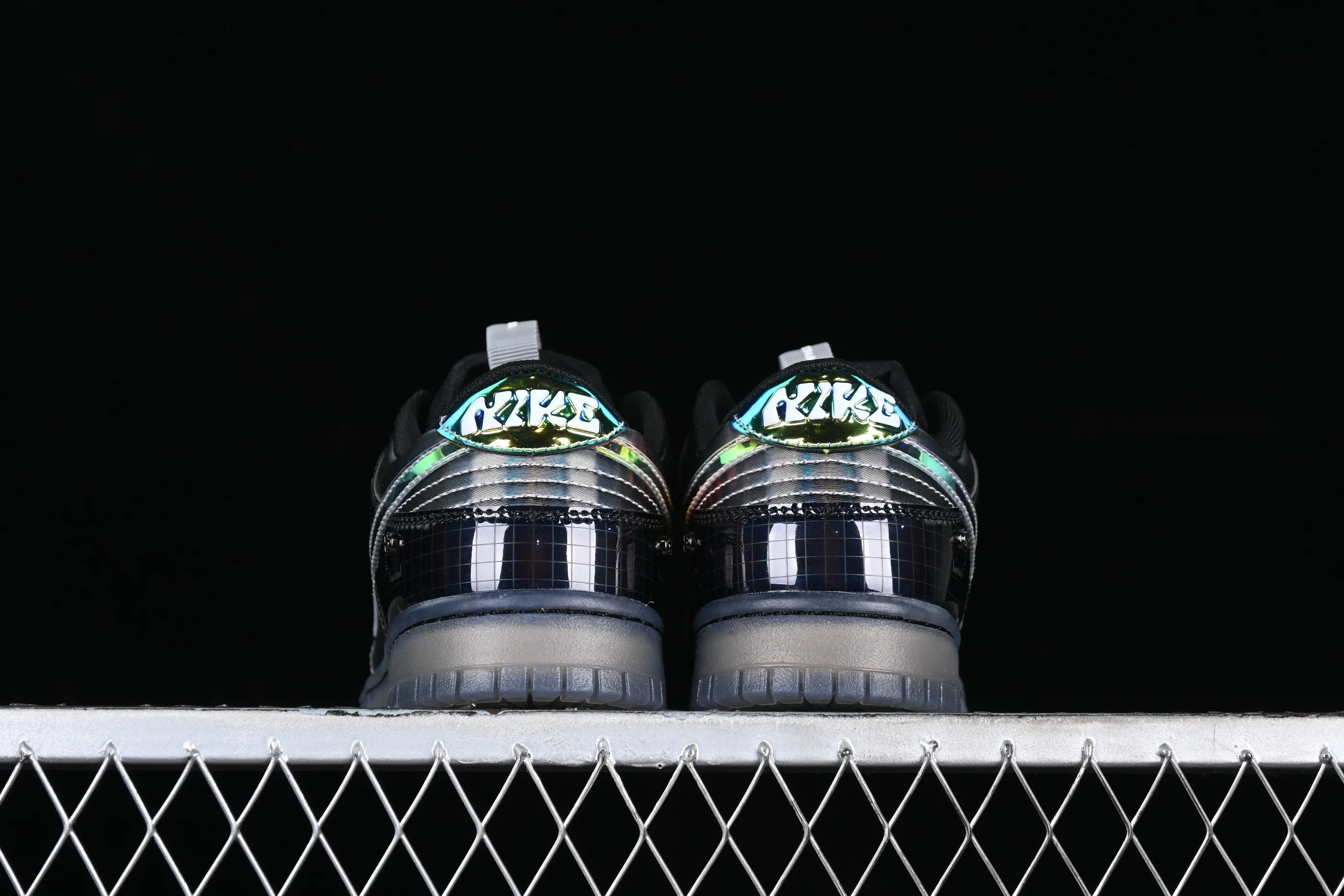 All categories Nk SB Dunk series Nk SB Dunk Low low-top sneakers Nk Dunk Low "Hyperflat" black, gray, and yellow laser gradient SB low-top casual sneakers FV3617-001